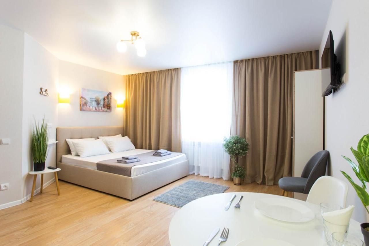 Apartment In The City Center - Gimnasiyna Naberezhna 24A-1 Jarkov Exterior foto