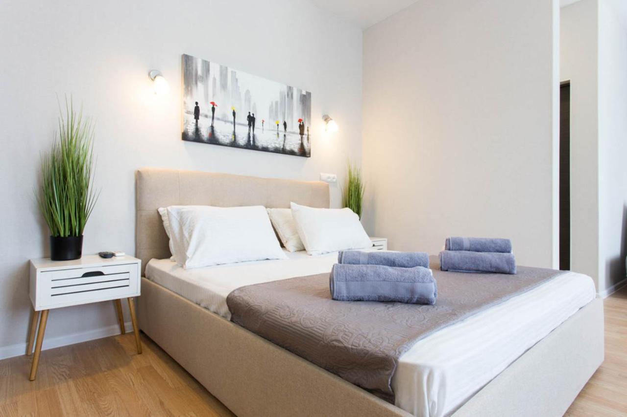 Apartment In The City Center - Gimnasiyna Naberezhna 24A-1 Jarkov Exterior foto