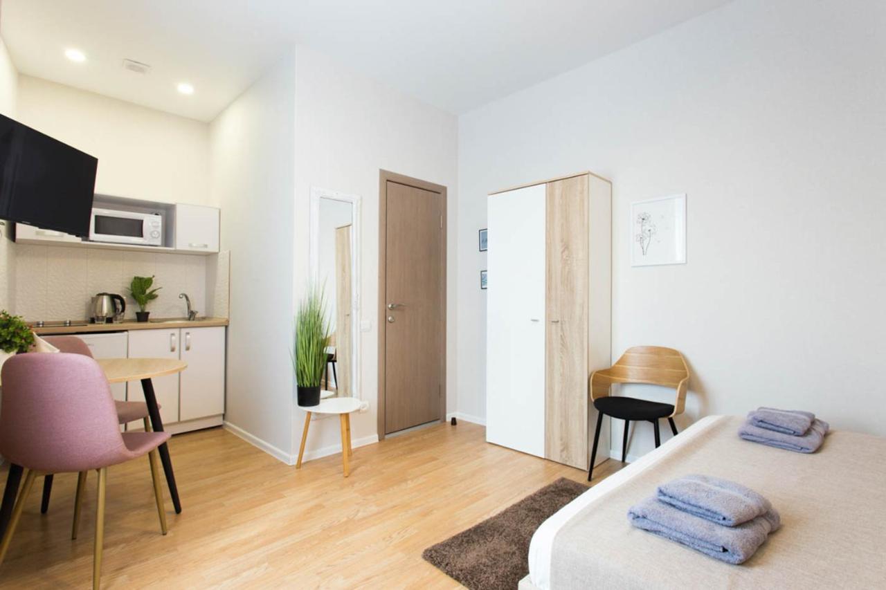 Apartment In The City Center - Gimnasiyna Naberezhna 24A-1 Jarkov Exterior foto