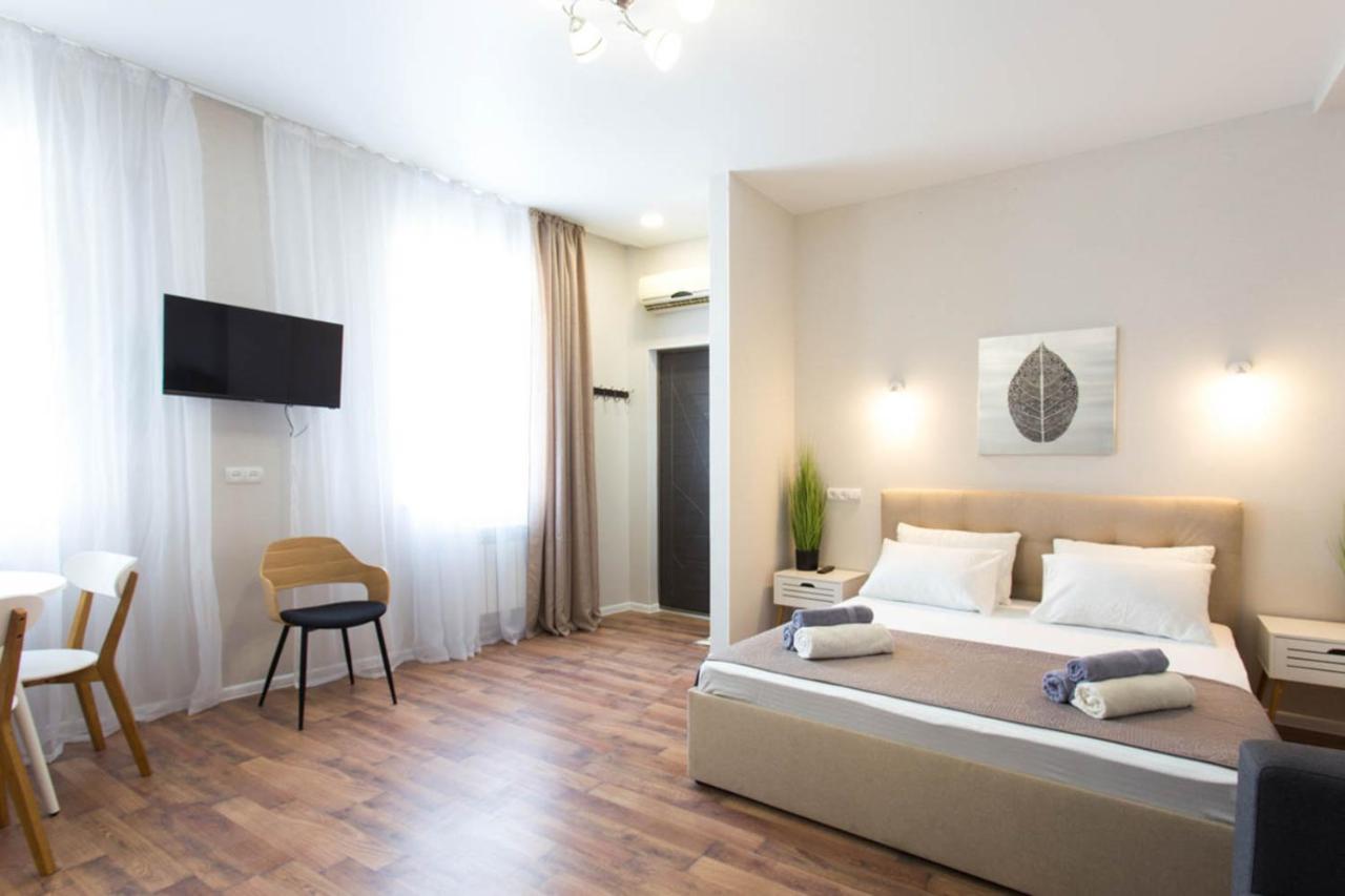 Apartment In The City Center - Gimnasiyna Naberezhna 24A-1 Jarkov Exterior foto