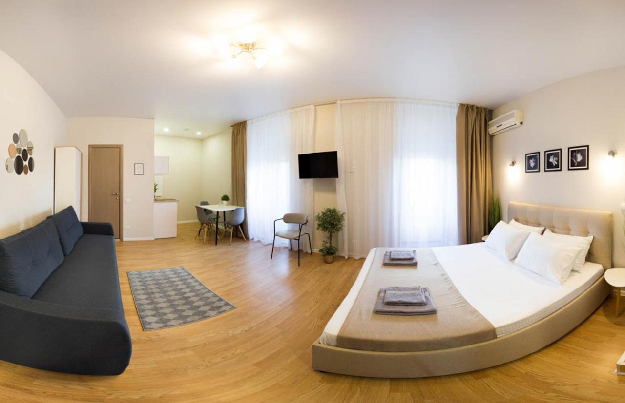 Apartment In The City Center - Gimnasiyna Naberezhna 24A-1 Jarkov Exterior foto