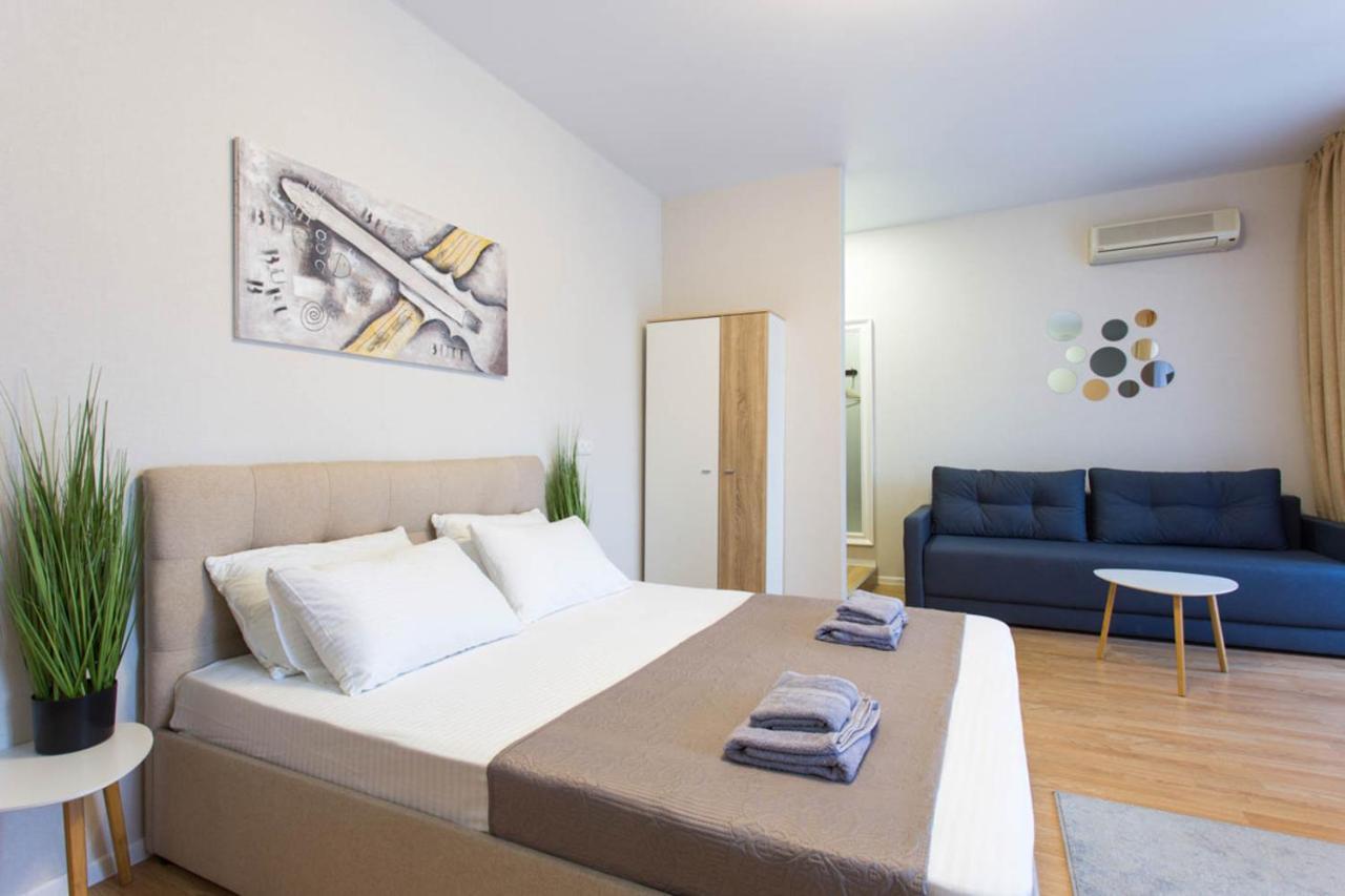 Apartment In The City Center - Gimnasiyna Naberezhna 24A-1 Jarkov Exterior foto