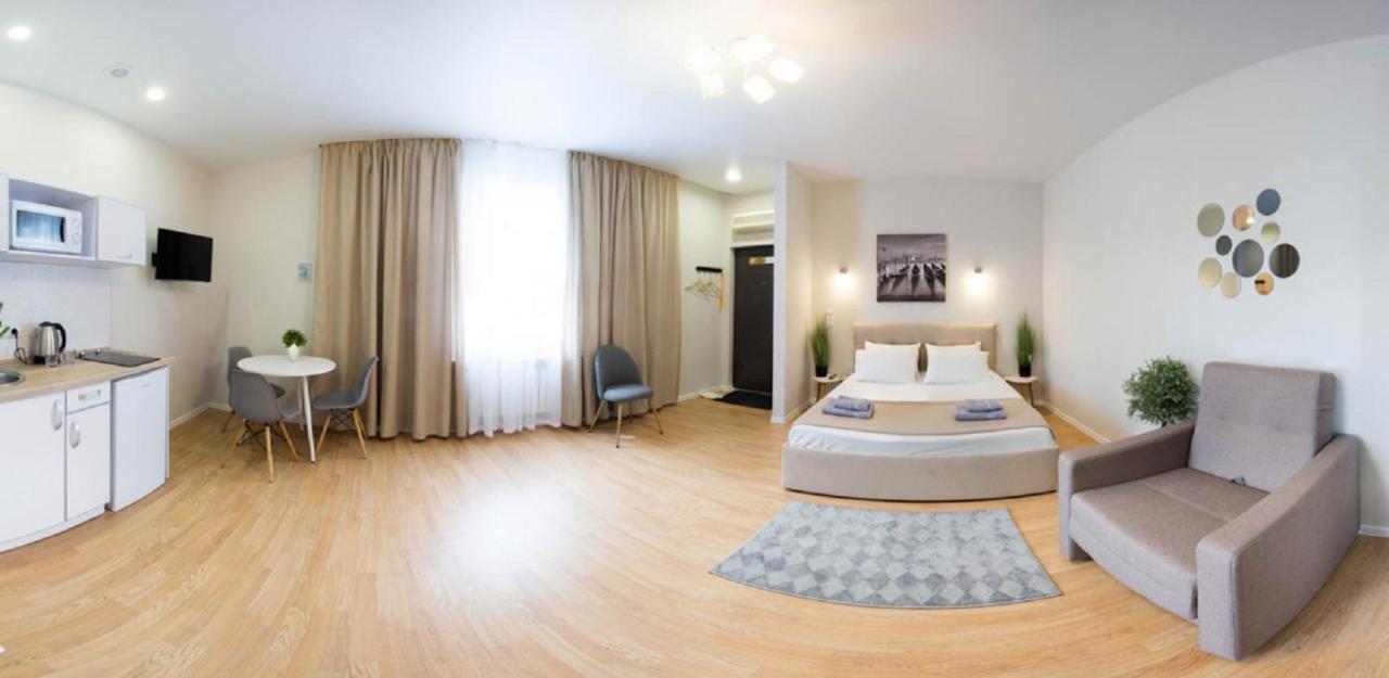 Apartment In The City Center - Gimnasiyna Naberezhna 24A-1 Jarkov Exterior foto