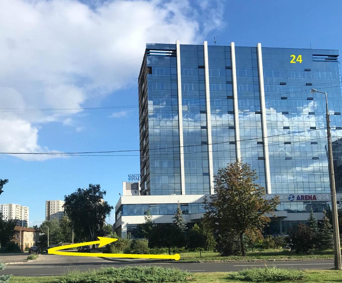 Apartment In The City Center - Gimnasiyna Naberezhna 24A-1 Jarkov Exterior foto